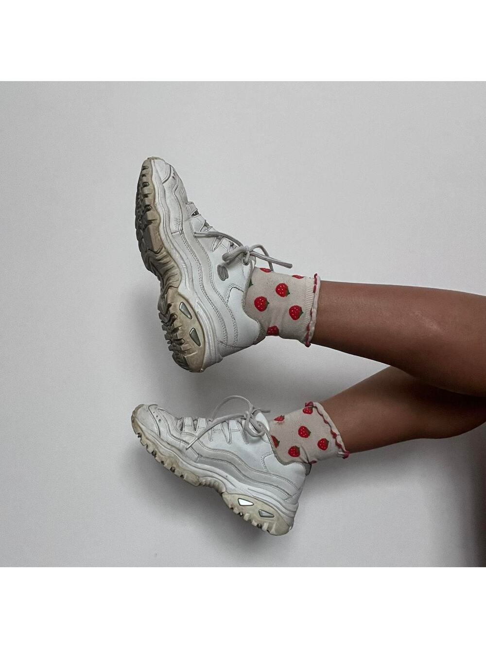 Vintage chunky sketchers sneakers white